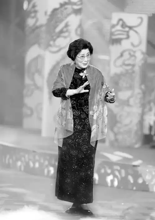 越剧名家傅全香昏迷已近一月