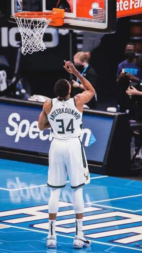 nba球星壁纸系列第十一期:字母哥