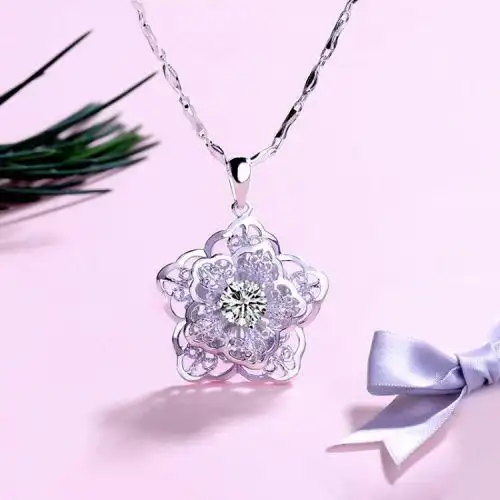 花朵吊坠银项链女99纯银锁骨链简约个性甜美韩版生日礼物送女友