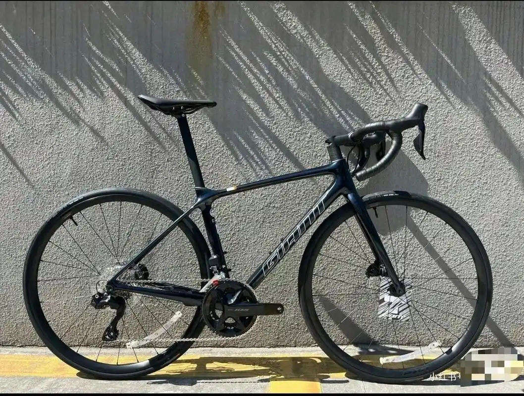 捷安特tcr adv1disc kom 捷安特tcr adv1disc kom 综合爬坡型公路车