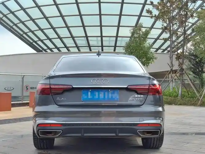 最新到店 奥迪a4l 2020款 40 tfsi 豪华致雅型 - 抖音