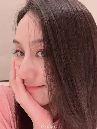 美少女明星 夏楠 的图集