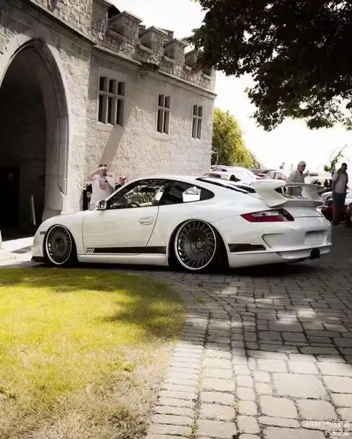 尽显低趴魅力 67保时捷911改装airbft气动避震