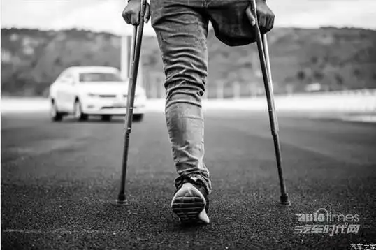 《三只脚探云南》 寻找平凡中的精彩