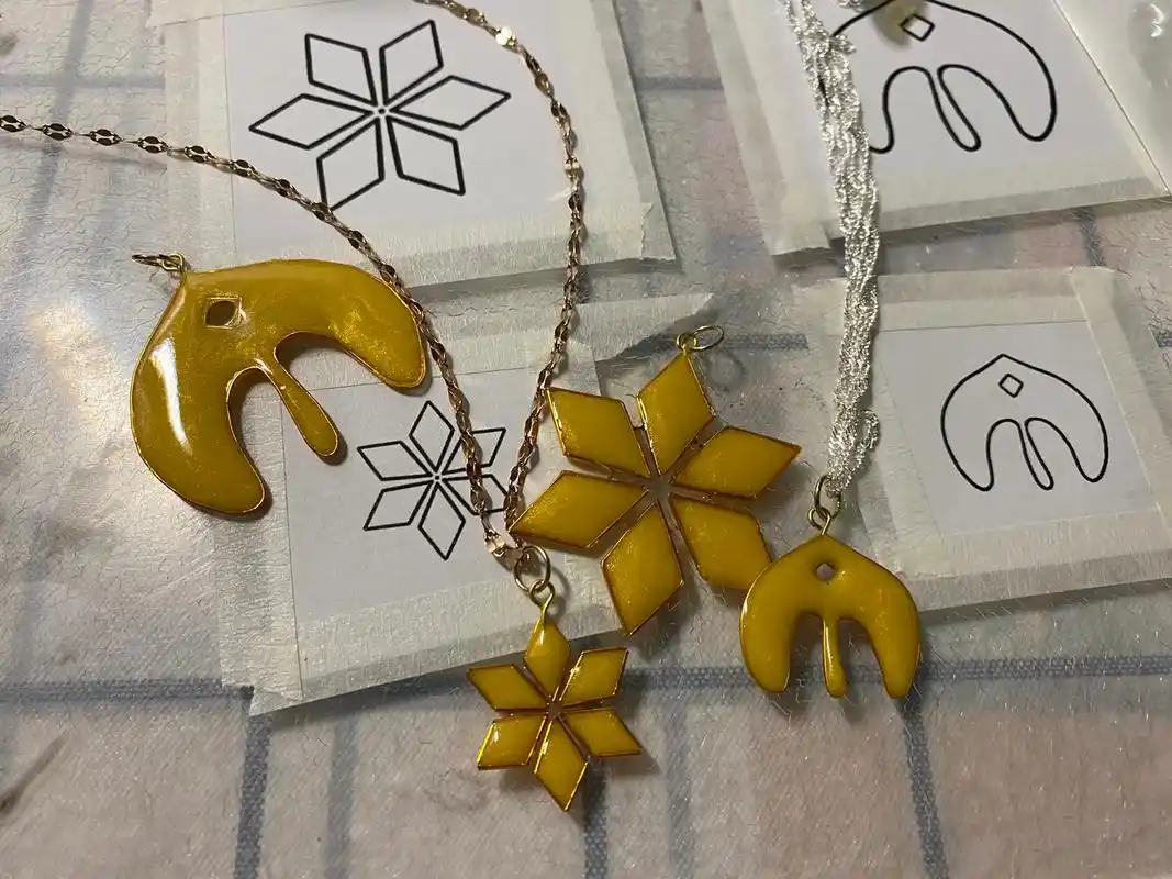 光遇 #音韵季 #圣岛季 #光遇项链 #滴胶 白色加多哩