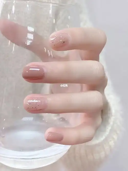 跳色美甲|温柔显白裸色系