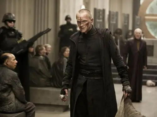 桌面壁纸 电影壁纸 《驱魔者》高清桌面壁纸[2560x1920] > 《驱魔者》