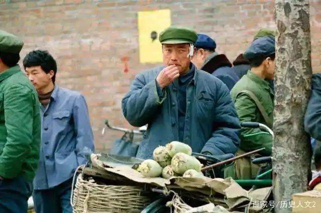 历史老照片/改革开放初期的中国老照片