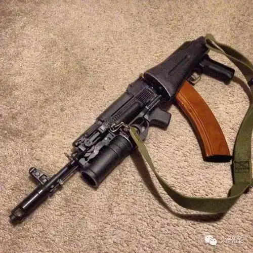 小钢炮gp25枪挂式榴弹发射器