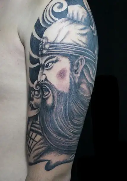 手臂关公纹身图案