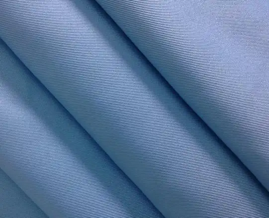 属于高分子化合物,是一种具有良好抗皱性和保形性的合成纤维