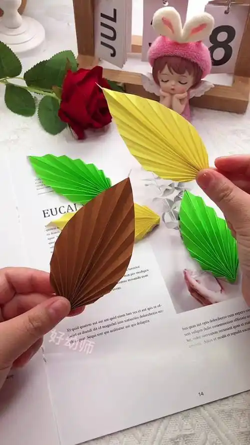 一秒就能学会的树叶立体折纸,快来试试吧!-度小视