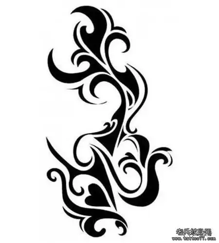 男人大臂一款霸气时尚的图腾纹身图案