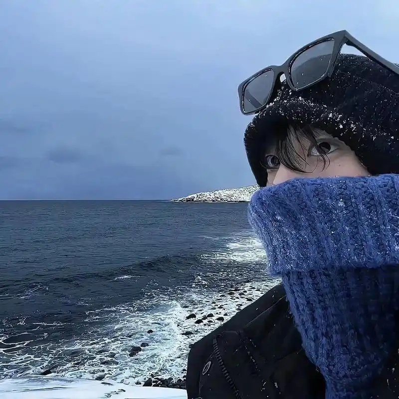 男生图片真人头像不像网图 看不出来是网图的男生挡脸真人头像 看不