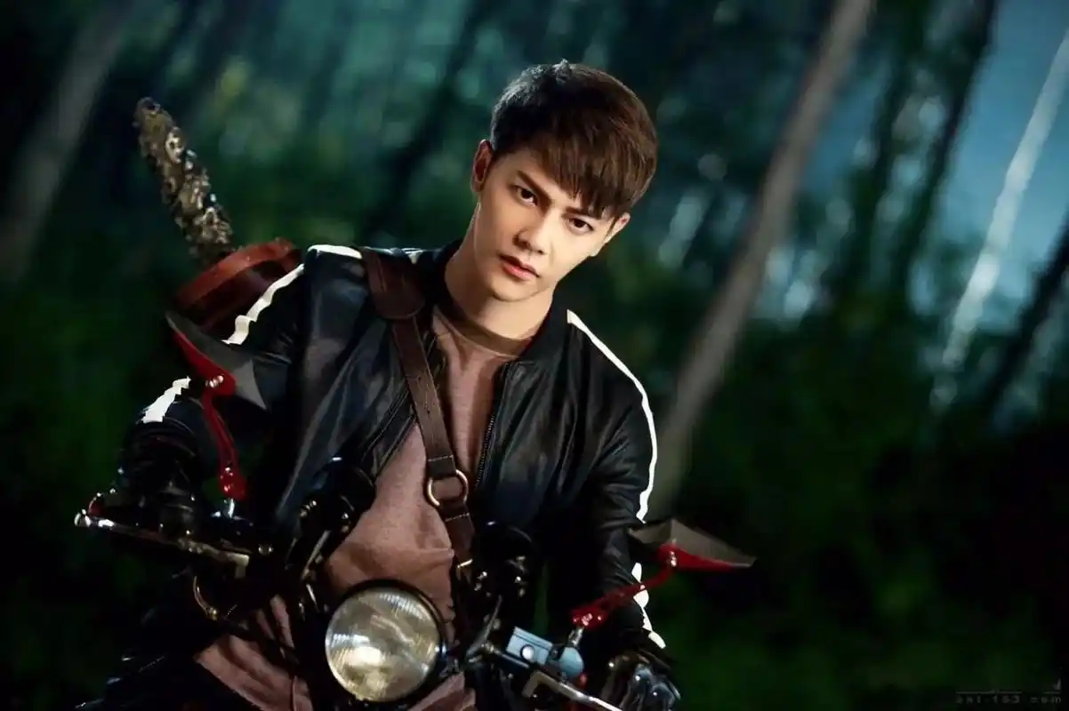 镇魂街(真人版) #曹焱兵(饰 汪东城)