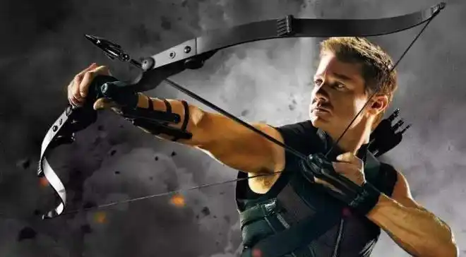 复联4鹰眼新造型亮相花臂纹身暗藏玄机网友难不成要复仇