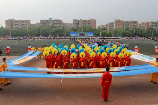 运动会计算机专业方队计算机科学与技术学院创意方阵精彩亮相校运会