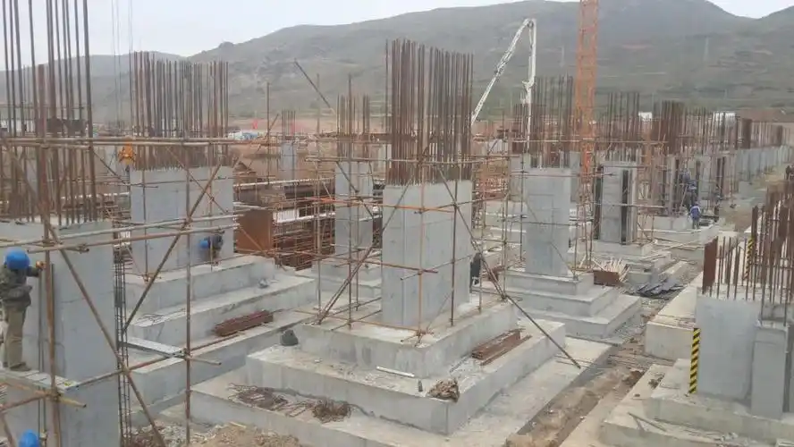 独立基础独立基础用于框架结构,作用是将框架柱传递下来的竖向荷载