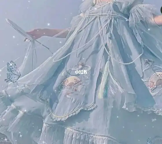 洛丽塔和手机挡脸头像