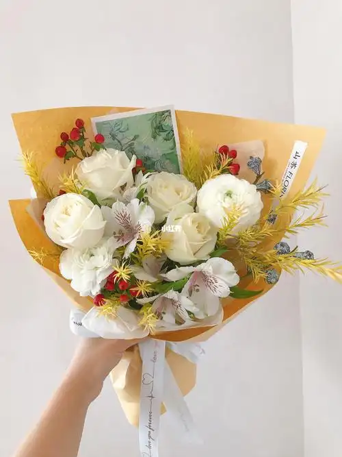 山茶送你一束红豆白色系搭配