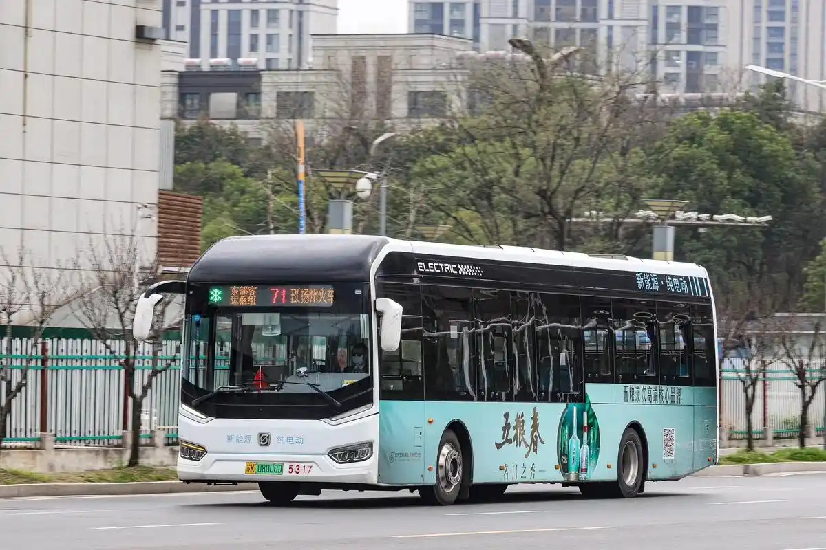 除上海本土外唯一的12米9系用户 #申沃客车 #扬州公交 #公交车 #公交