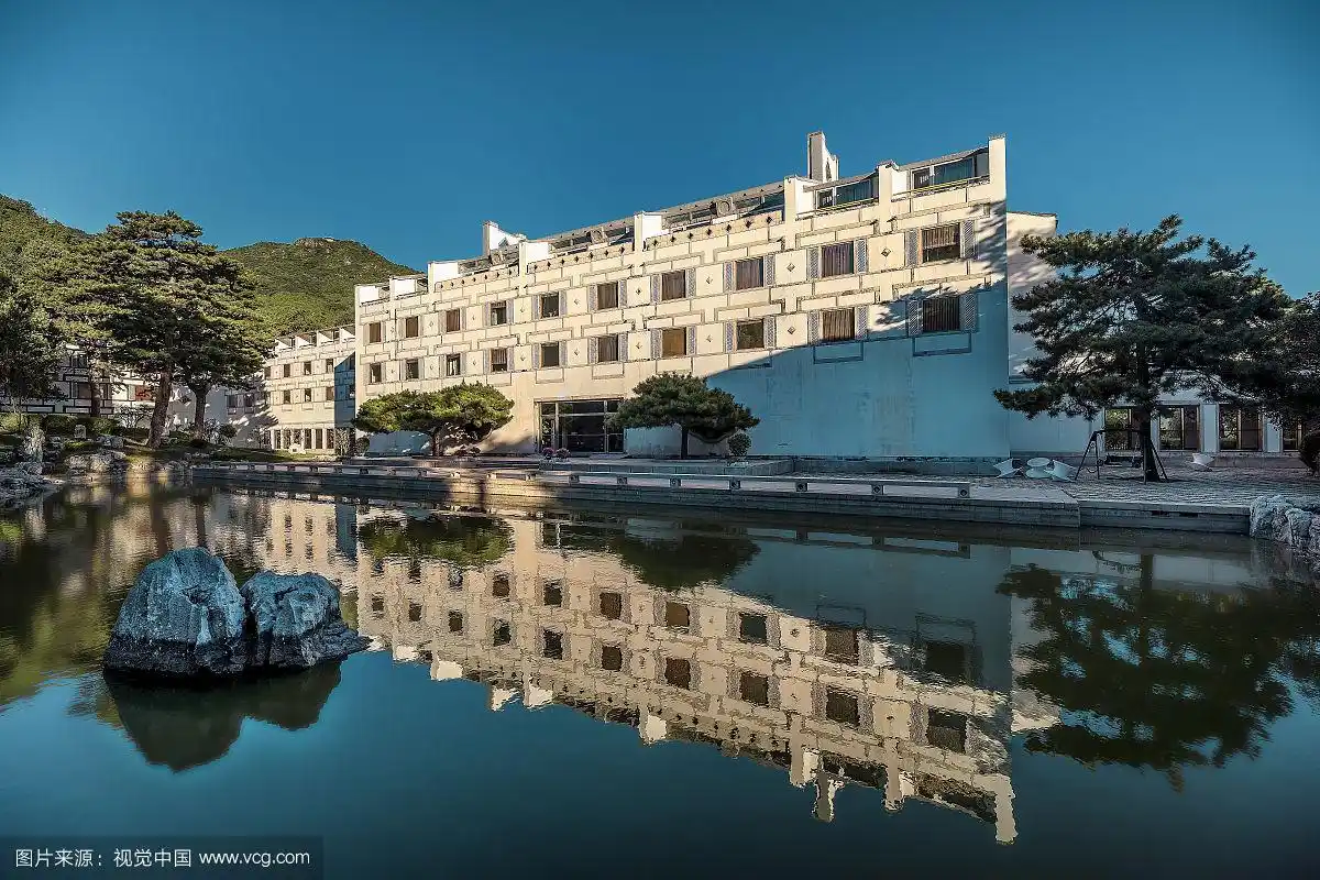北京香山饭店倒影