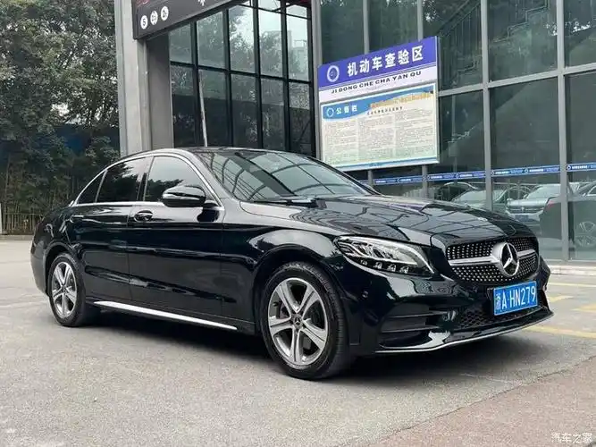 新到19年奔驰c260l全款19出头首付21800提车