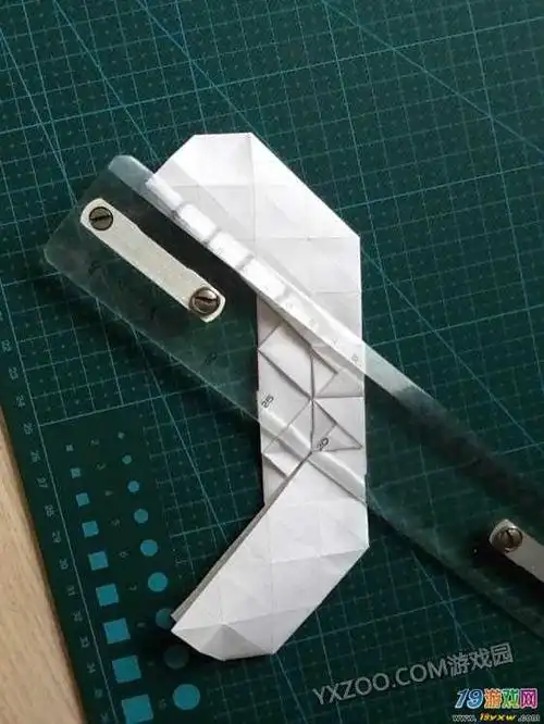 我的世界大宝剑折纸教程教你怎么折钻石剑