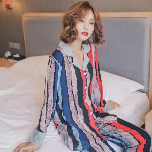 0成交256套夏季新款舒适棉绸柔软女士睡衣套装 清新蝴蝶条纹翻领