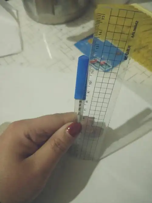 体温计高大约13厘米