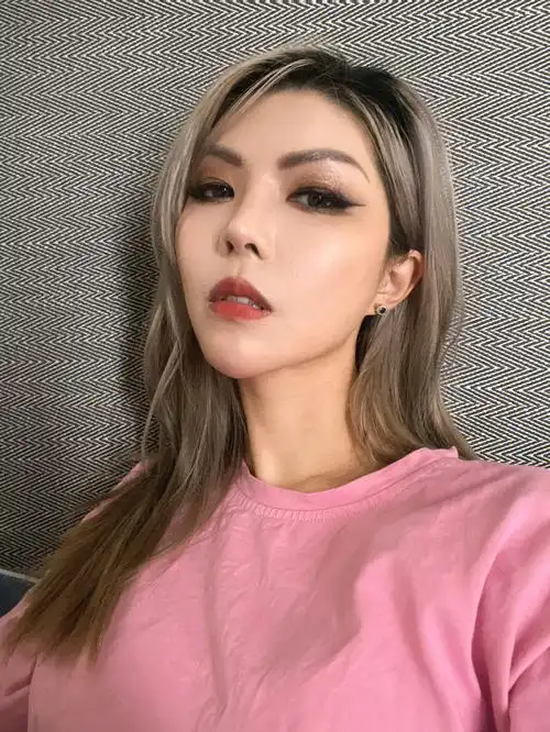 珀斯jess小姐姐美不美自己看