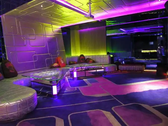 豪华夜总会vip包房