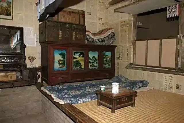 50年代处于建国初期,百废待兴,这是一个还在为温饱问题发愁的年代,"