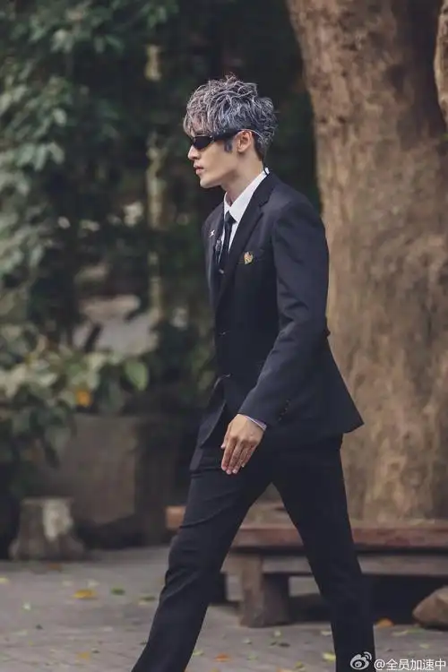 全员加速中 最帅猎人 居来提哥哥