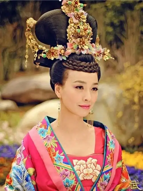 这部电视剧的美人是真的多,张庭就是其中一个啊!