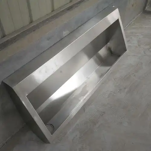 幼儿园不锈钢小便池304不锈钢挂墙式儿童尿池学校小便尿池槽定制100长