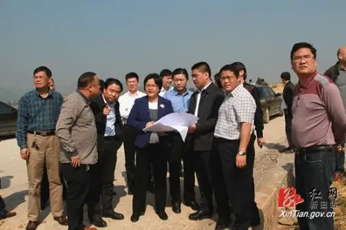 新田县委书记唐军调度重点项目建设