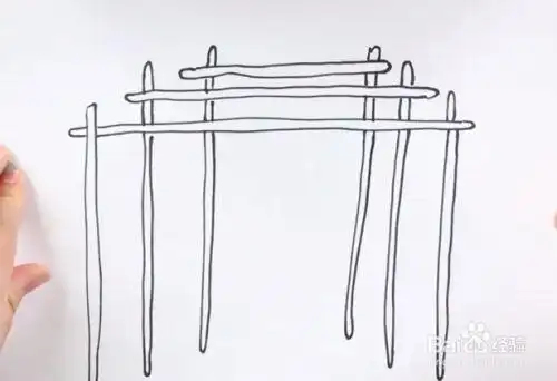 先用简单的线条画出木架子,注意近大远小的规则