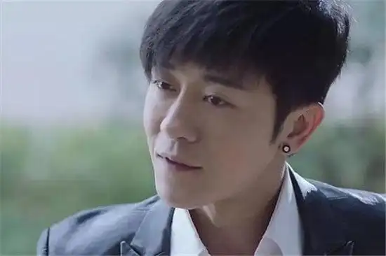 林雨申金融出身背景大亲妈李小婉干妈李少红妻子身份很神秘