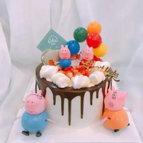 小猪佩奇蛋糕图片大全 简单 小猪佩奇造型蛋糕图片-2