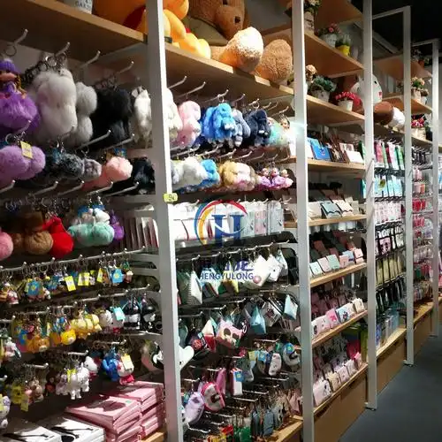 饰品店如何装修饰品店货架的用途