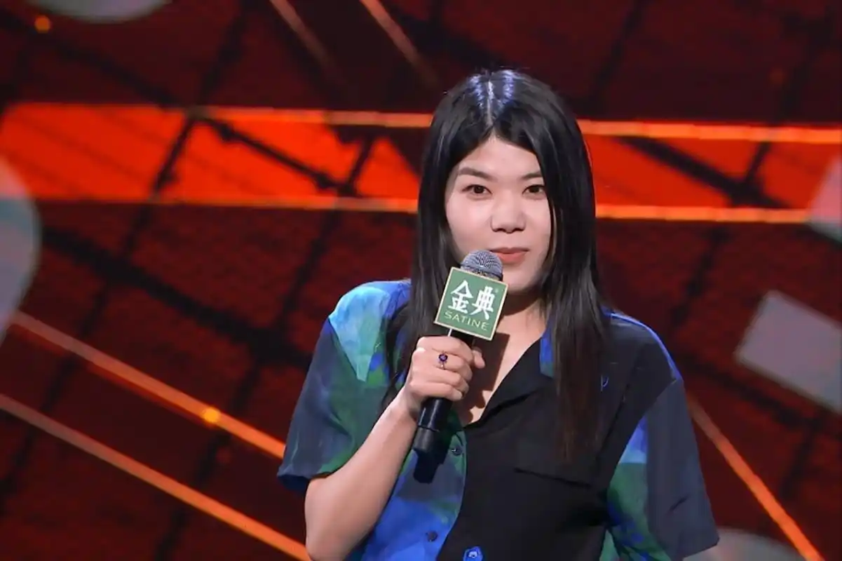 脱口秀思文|脱口秀大会4落幕,当杨笠自封"脱口秀女王",谁还记得思文?