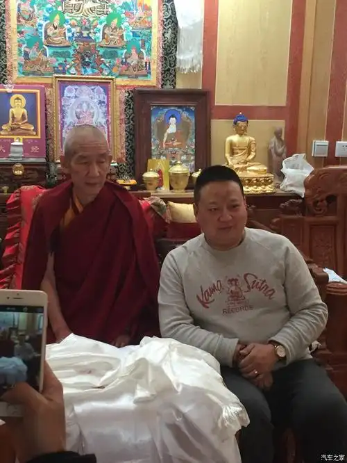 塔尔寺拜见活佛