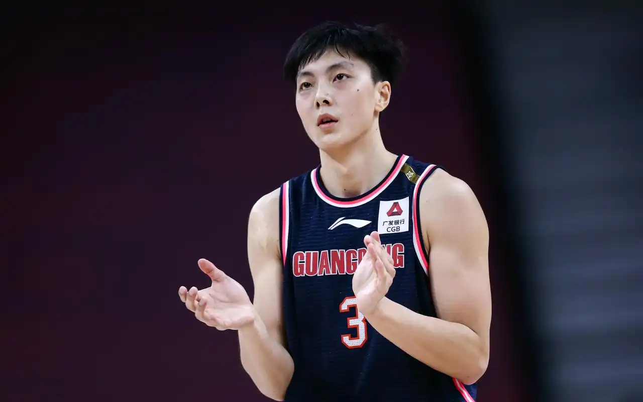 胡明轩6记三分球 超级9315(2020.07.