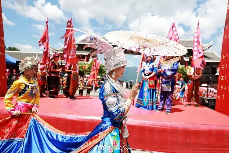 就在明天走进湖北恩施土家女儿会看看赶场相亲是怎么回事