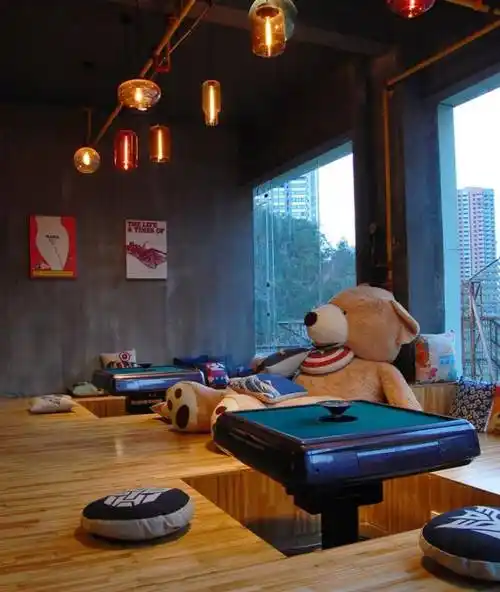 桌游馆轰趴馆休闲娱乐派对店铺室内设计图片参考图44套