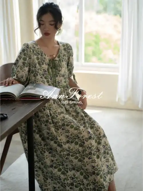 植物感气质清新的绿裙子