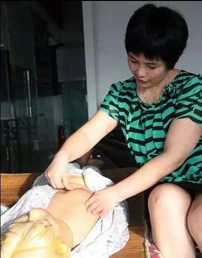 揭秘催乳师催乳全过程组图
