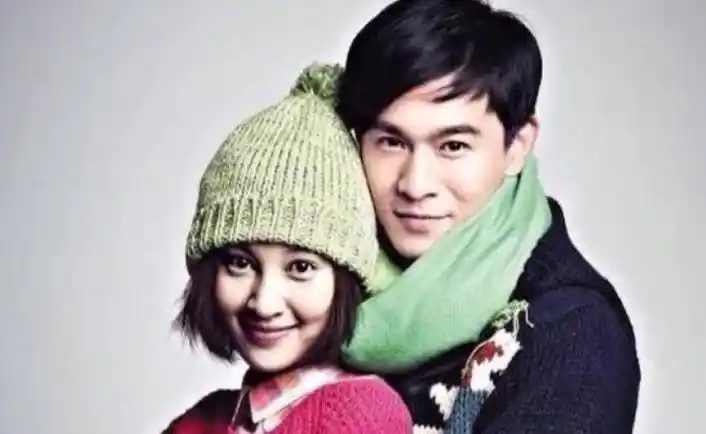 王丽坤陪伴了他8年,把最好的青春都给了他,他却娶了别人_乔振宇_王倩