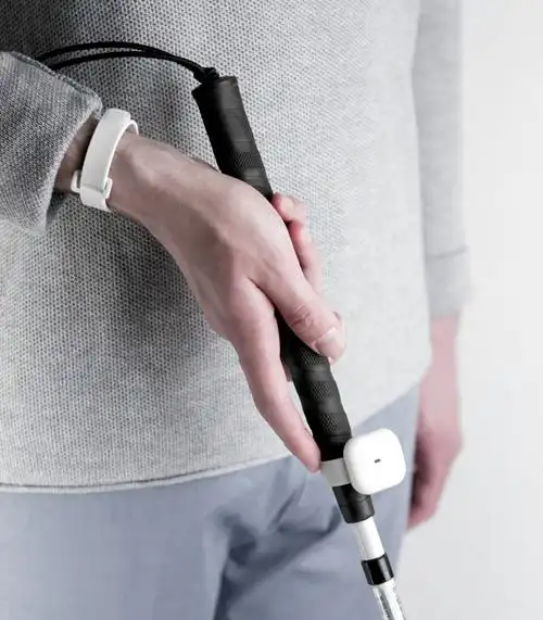 简单物体感应技术的sensus盲人拐杖-欧莱凯设计网(2008php.com)